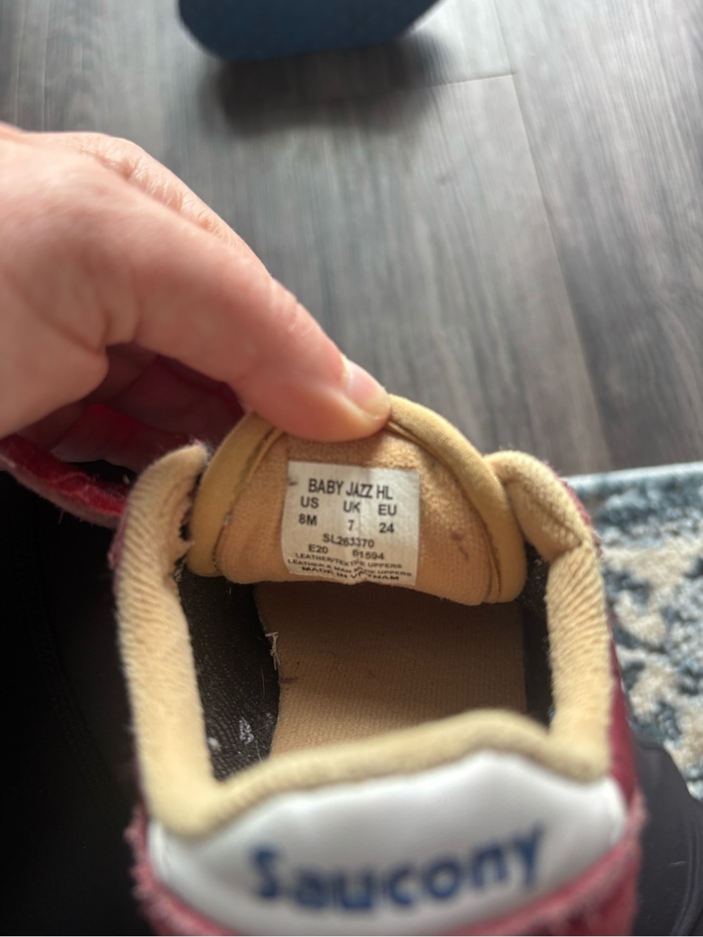 Vintage Saucony Shoes - Picture 5 of 6